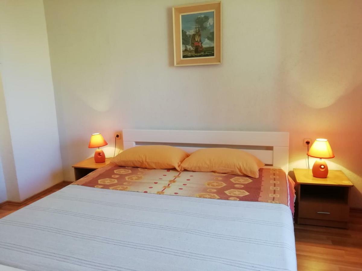 Apartments Jadranka Ivana Pula Dış mekan fotoğraf