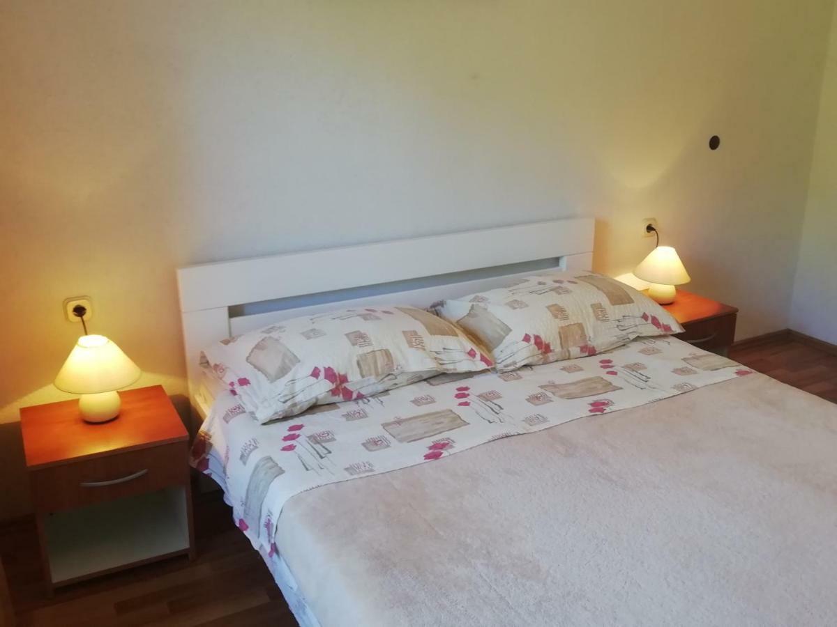 Apartments Jadranka Ivana Pula Dış mekan fotoğraf
